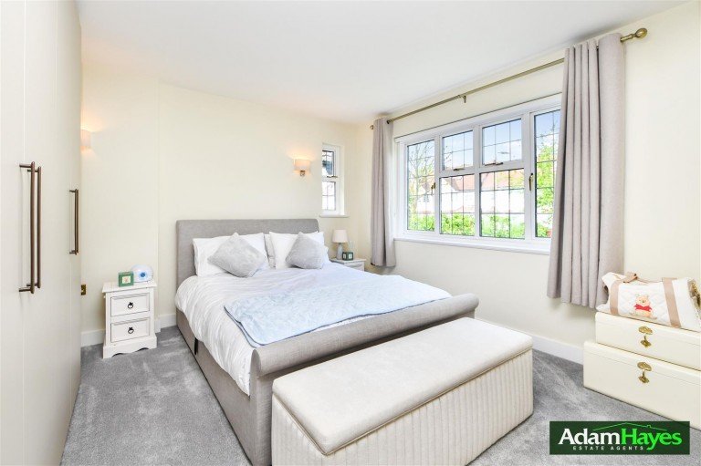 Friary Road, North Finchley, N12
