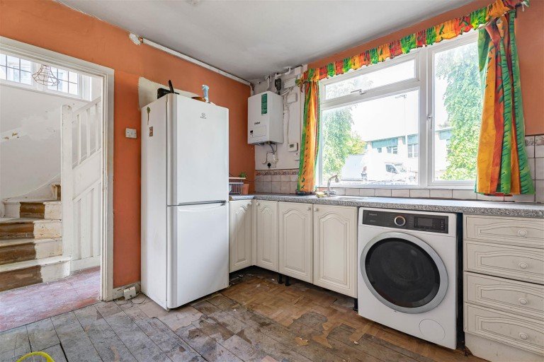 Woodhouse Road, North Finchley, N12