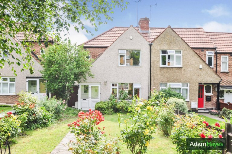 Great North Road, Barnet, EN5