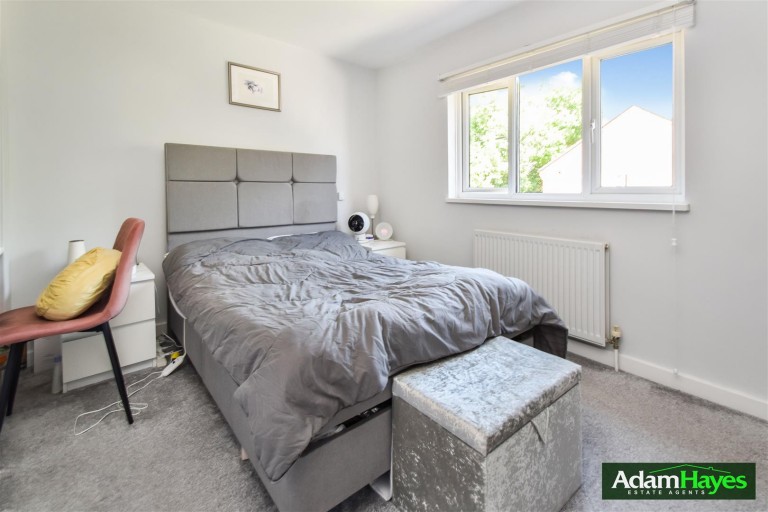 Woodside Lane, North Finchley, N12