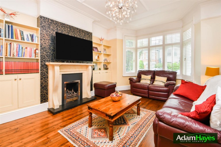 Ashurst Road, North Finchley, N12