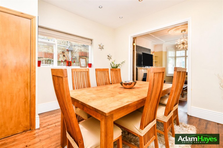 Ashurst Road, North Finchley, N12