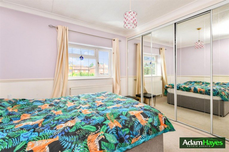 Edwyn Close, Barnet, EN5