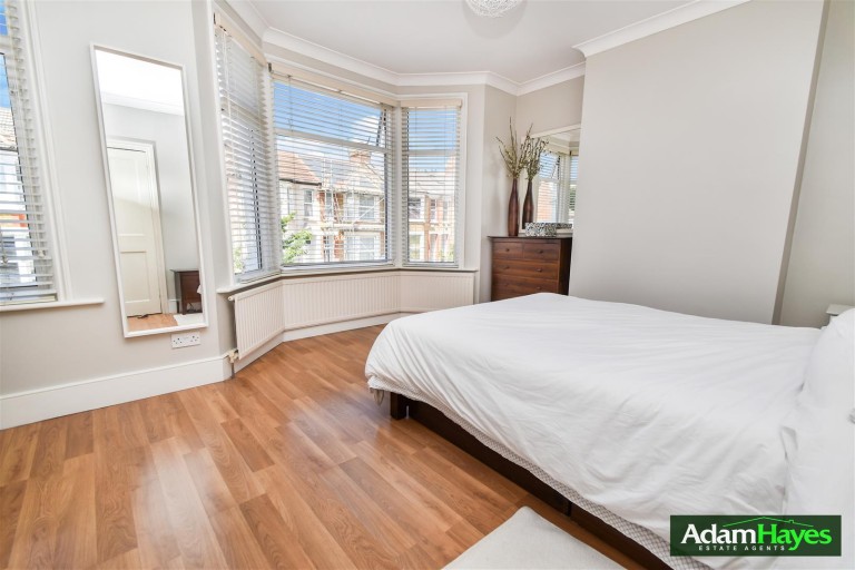 Glebe Road, Finchley Central, N3