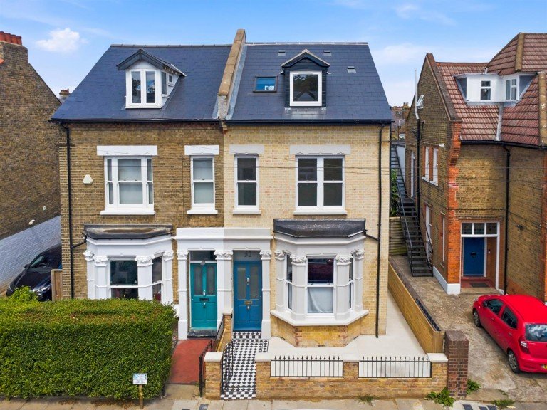 Lincoln Road, East Finchley, N2
