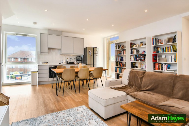 Edgewood Mews, Finchley, N3