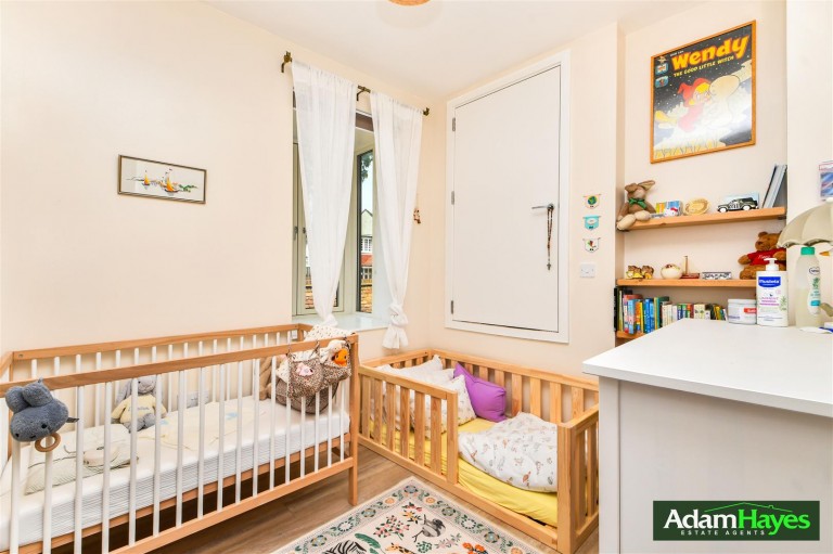 Edgewood Mews, Finchley, N3