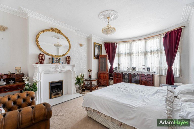 East End Road, Finchley Central, N3