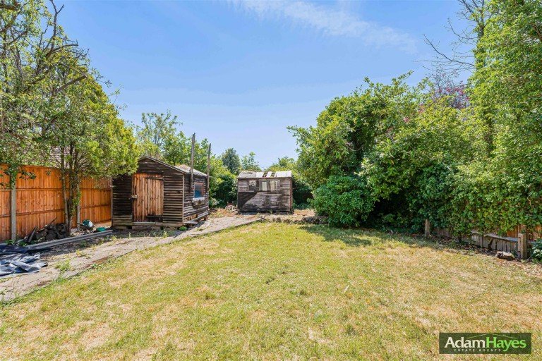East End Road, Finchley Central, N3