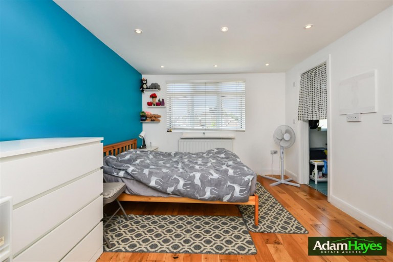 Woodgrange Avenue, North Finchley, N12