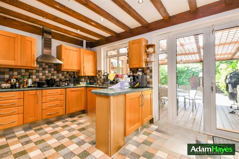 Woodgrange Avenue, North Finchley, N12