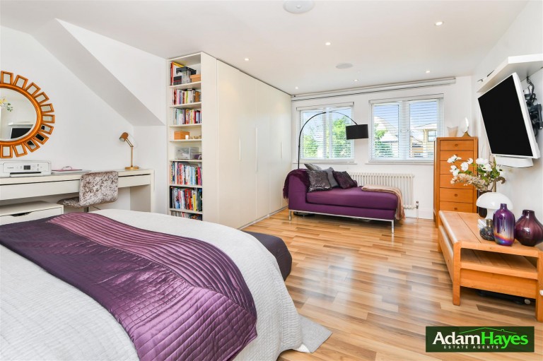Hilton Avenue, North Finchley, N12