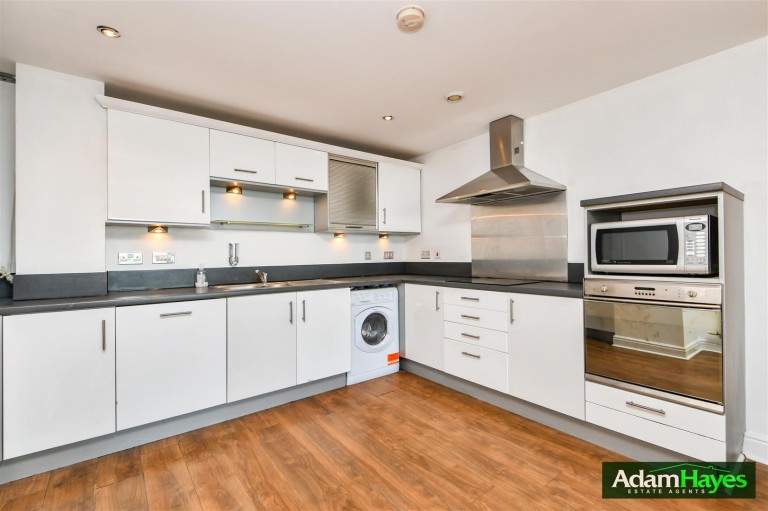 Kingsway, North Finchley, N12