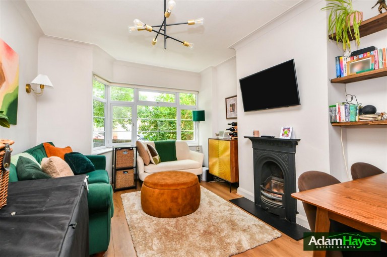 Eversleigh Road, Finchley, N3