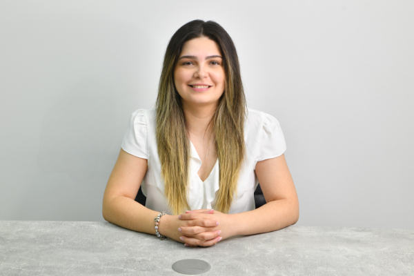 Rebecca De Jesus, Sales Negotiator